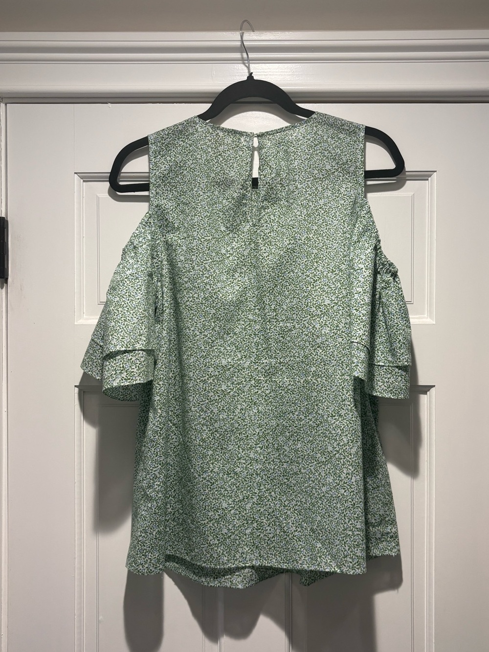 Michael Kors Green Floral Cold-Shoulder Blouse - Picture 3 of 11